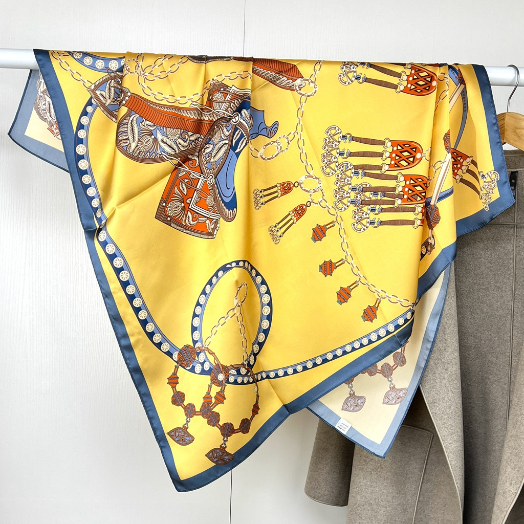 Dunhuang Silk Scarf – 100% Mulberry Silk, Hand-Dyed Desert Tones, Lightweight Luxury Wrap -  Void & Heritage